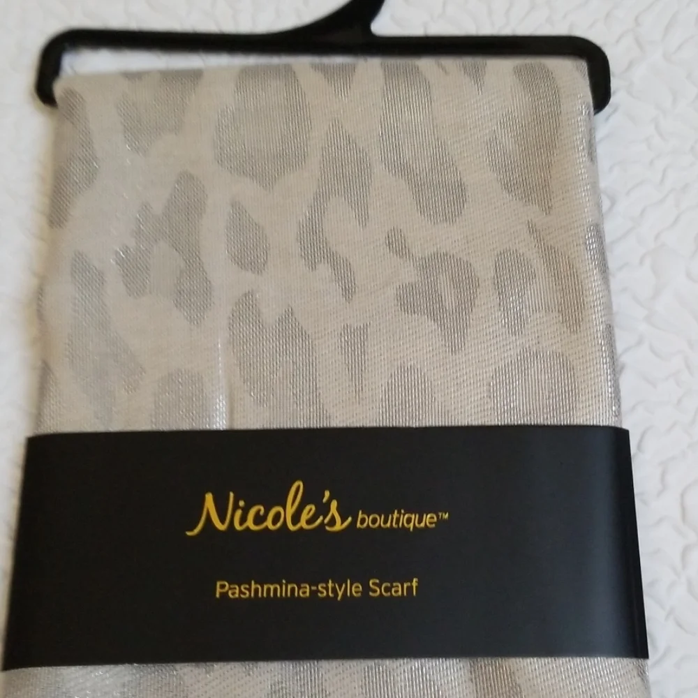 Nicole's Boutique Pashima style Metalic scarf
